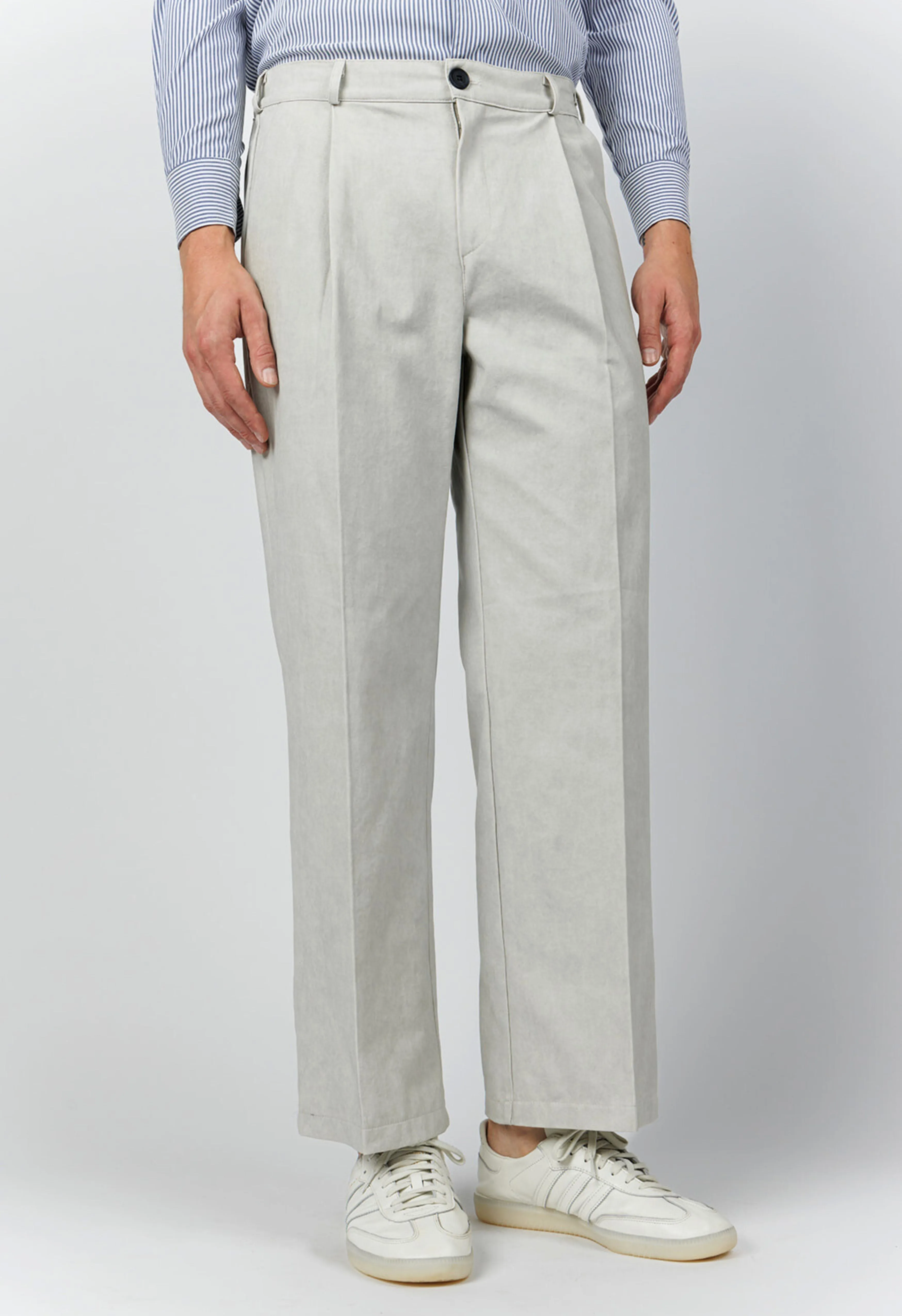 Archie Trouser in Light Grey