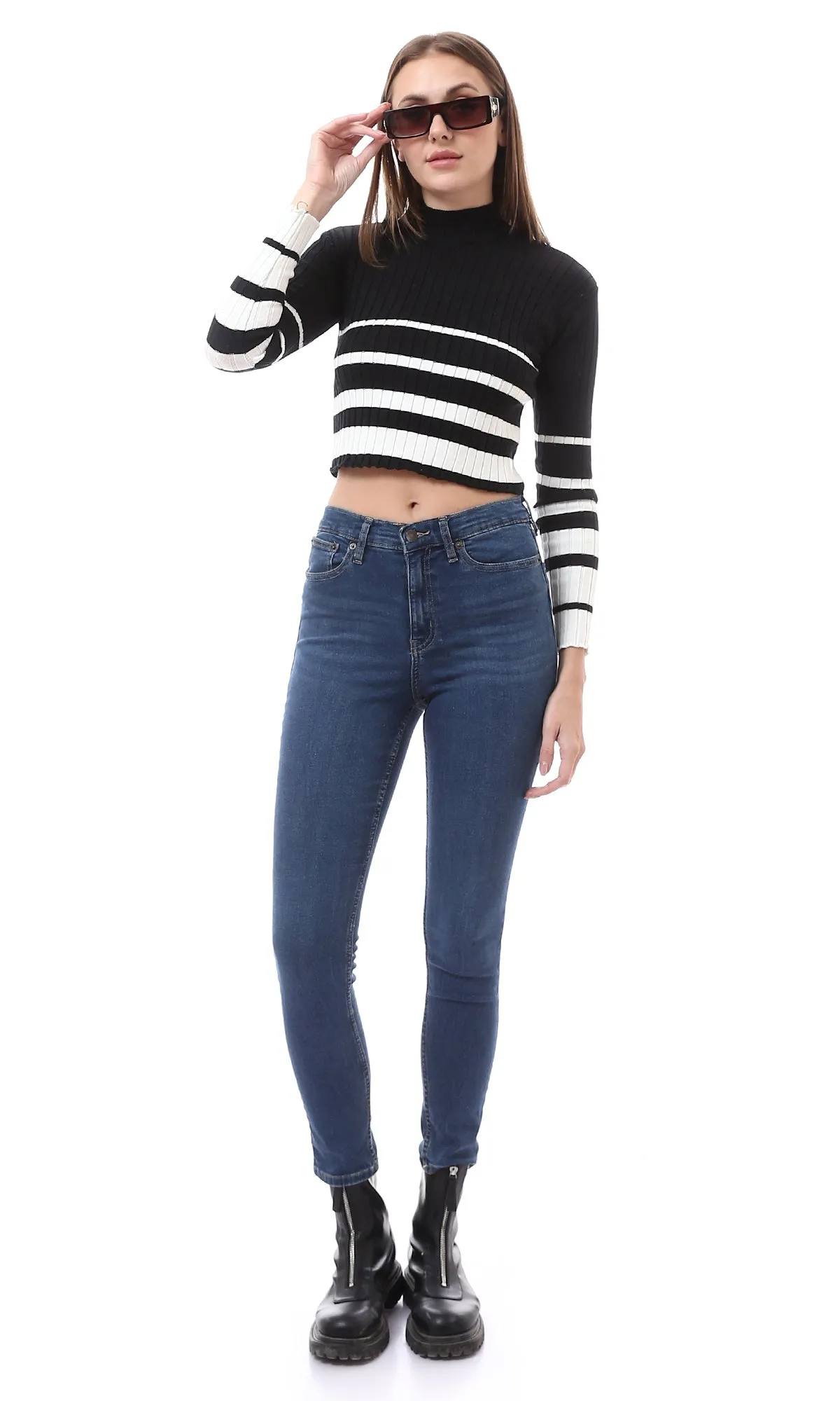 O174522 Black Soft Basic Pullover With White Stripes