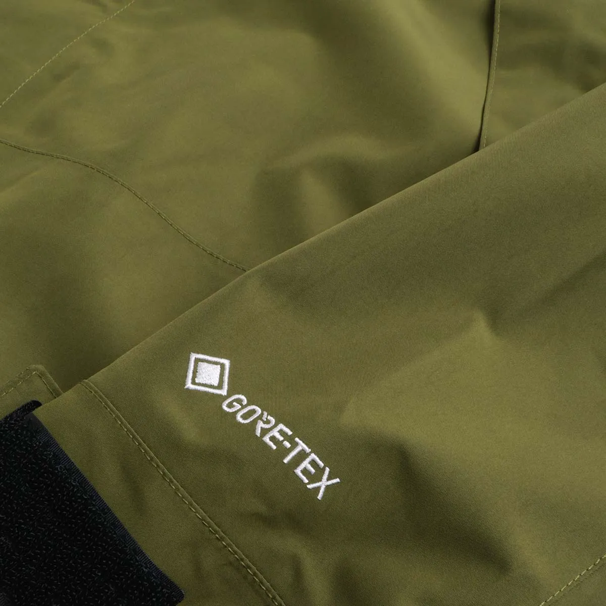 The North Face Gore-Tex Mountain Jacket